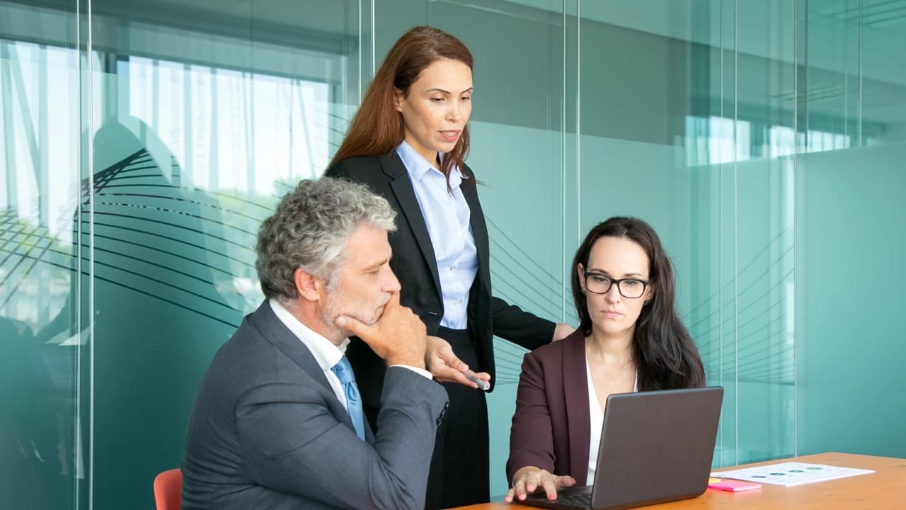 How Leadership Influences the Implementation of Information Security Policies in SMEs?